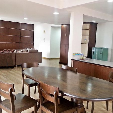 Kk Waterfront Suites At Marina Court Kota Kinabalu Eksteriør billede