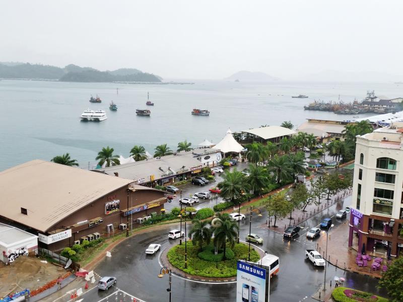 Kk Waterfront Suites At Marina Court Kota Kinabalu Eksteriør billede
